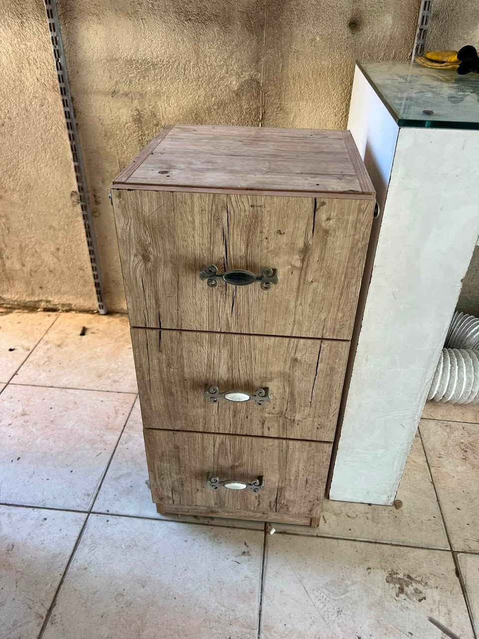 رفوف ماركت للبيع
***********
