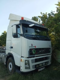 فالفو لبيع 2005رافعت حاويات 07869497814