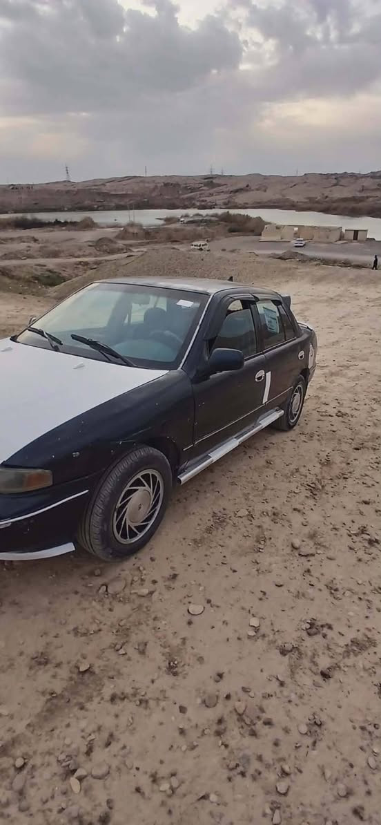 سيفيا 1994 رقم ديالى سنويه 26 شهر 3 محرك كير أوتماتيك شرط تدفئه تبريد شغالات بس غاز صاحبها يحول صدر دبلات تايرات كله جديد كهربائيات شغاله غرفه حلوه دوشمه جديد سعر 35 
مكان ديالى دلي عباس  ***********
