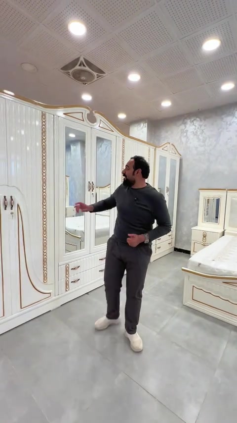 ⁨ميلانو موديل  السعر بدل الـ ٣ ملايين و٤٠٠  الف هسه ٢٩٥٠ فقط شركة الأفراح للأثاث العراقي  ‏ غرفة نوم- اطقم قنفات - مفروشات - اخشاب تصنيع الأثاث  ‏العنوان محافظة واسط قضاء العزيزية قرب كراج بغداد مقابل مقهى حوران ‏التوصيل والشد مجاني إلى جميع محافظات العراق ‏خدمة استبدال الغرف العراقية القديمة بغرفة جديدة مع الاتفاق على الفرق ‏ خدمات ما بعد البيع لمدة سنة مجانية  *********** *********** *********** ***********  ***********   ***********⁩⁩⁩⁩
