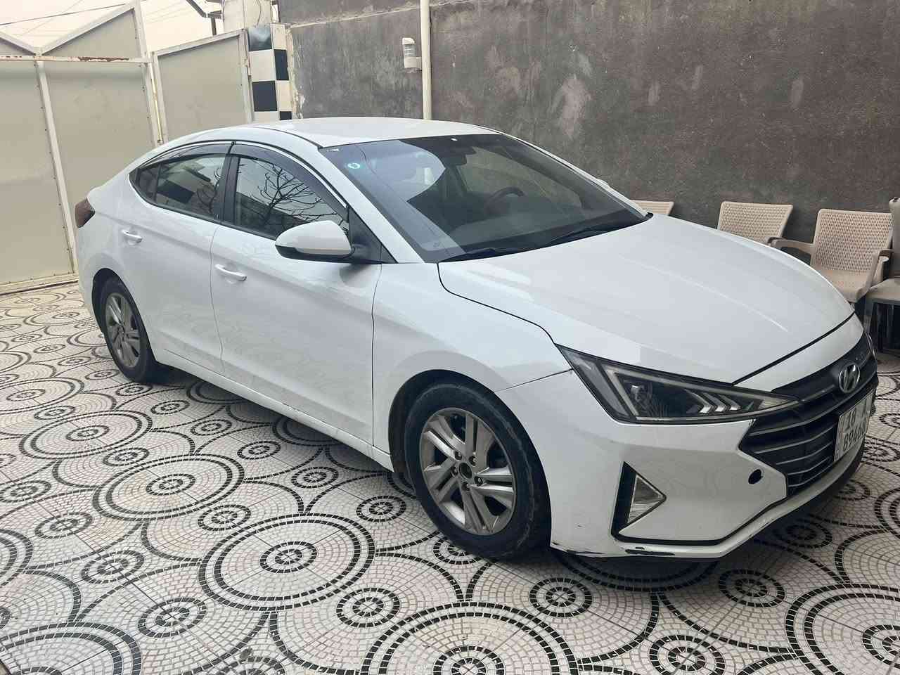 النترا 2020بابل نكليزي باسمي بيها صبغ ٤قطع مكينة وكير وحدادية وتبريد شركة سيارة جاهزة ونظيفة ماشية 54فول عدى الفتحة السعر 98بابل الهاشمية ***********
