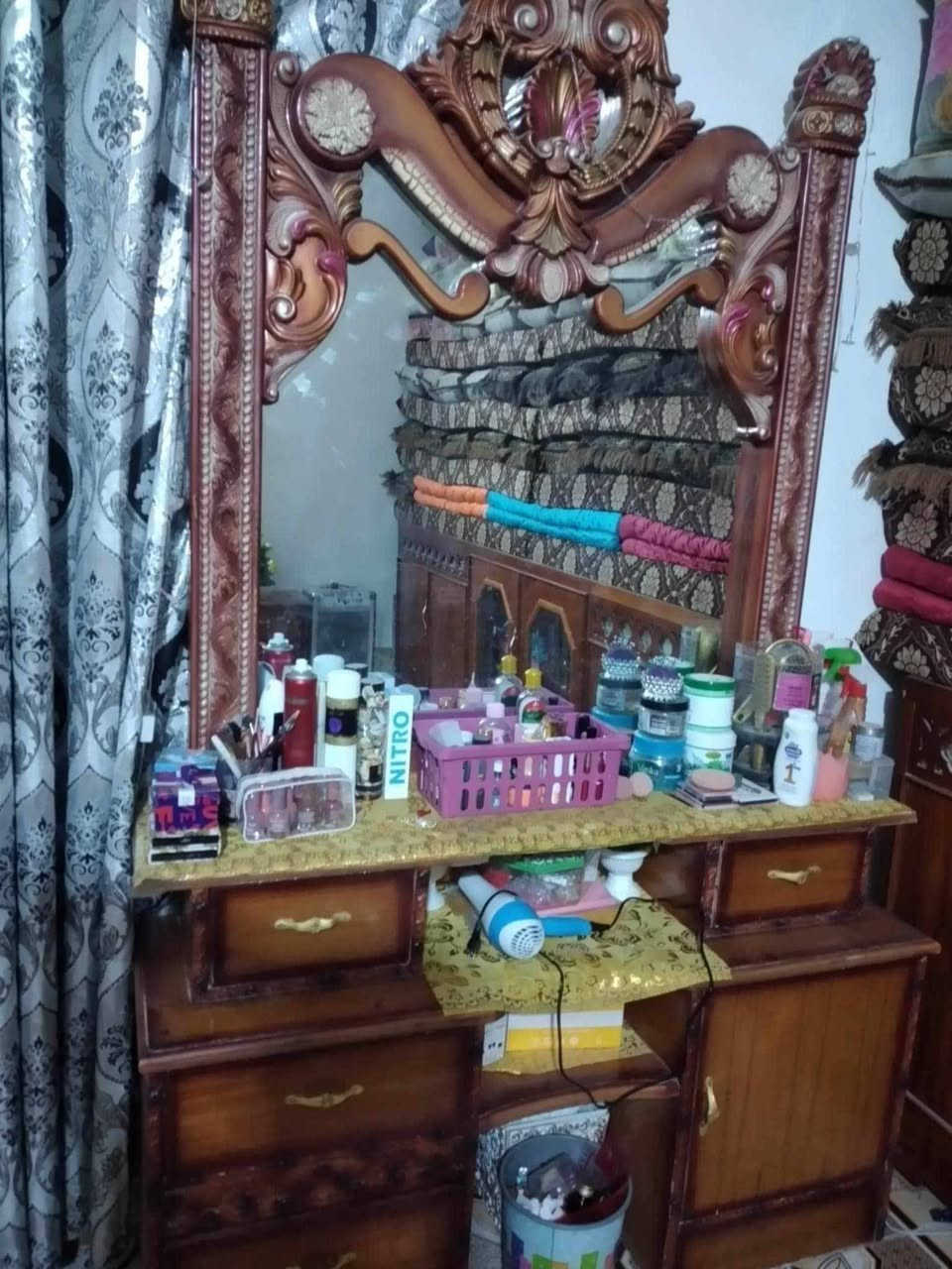 غرفه للبيع ب 500 مكانها ناحية الوفاء شعدكم غرف للبيع دزولي خاص ابيعه الكم  وموجود بعد هواي غرف داخل الحساب فضلاً وليس أمراً متابعه للحساب


**إذا كنت صاحب هذا الإعلان وتريد حذفه لأي سبب، رجاءا أرسل رسالة إلى الدعم الفني**