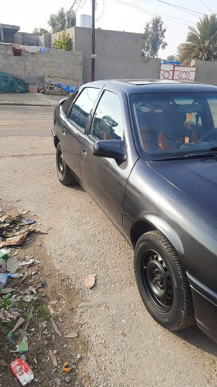 فكتره للبيع موديل ٩٢كركوك مشروع وطني سنويه نافذه كيرمحرك صدر تايرات كهربائيات شرط سعر ٢٩اوبيه مجال ***********)(***********
