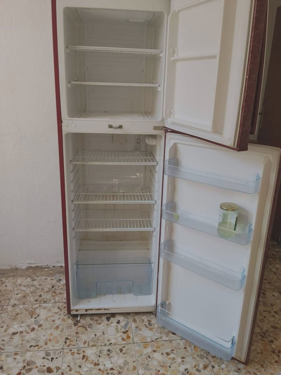 غراض كلمن وسعره جدد


**إذا كنت صاحب هذا الإعلان وتريد حذفه لأي سبب، رجاءا أرسل رسالة إلى الدعم الفني**