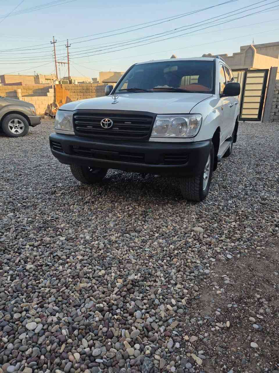 لاندكروز 2004 سلك كير عادي محرك بلادي كاز سوبر دبل تانكي بيه معاملة تسجيل بغداد سعره ٦٥ وبيه مجال مكاني بغداد
تلفون ***********
