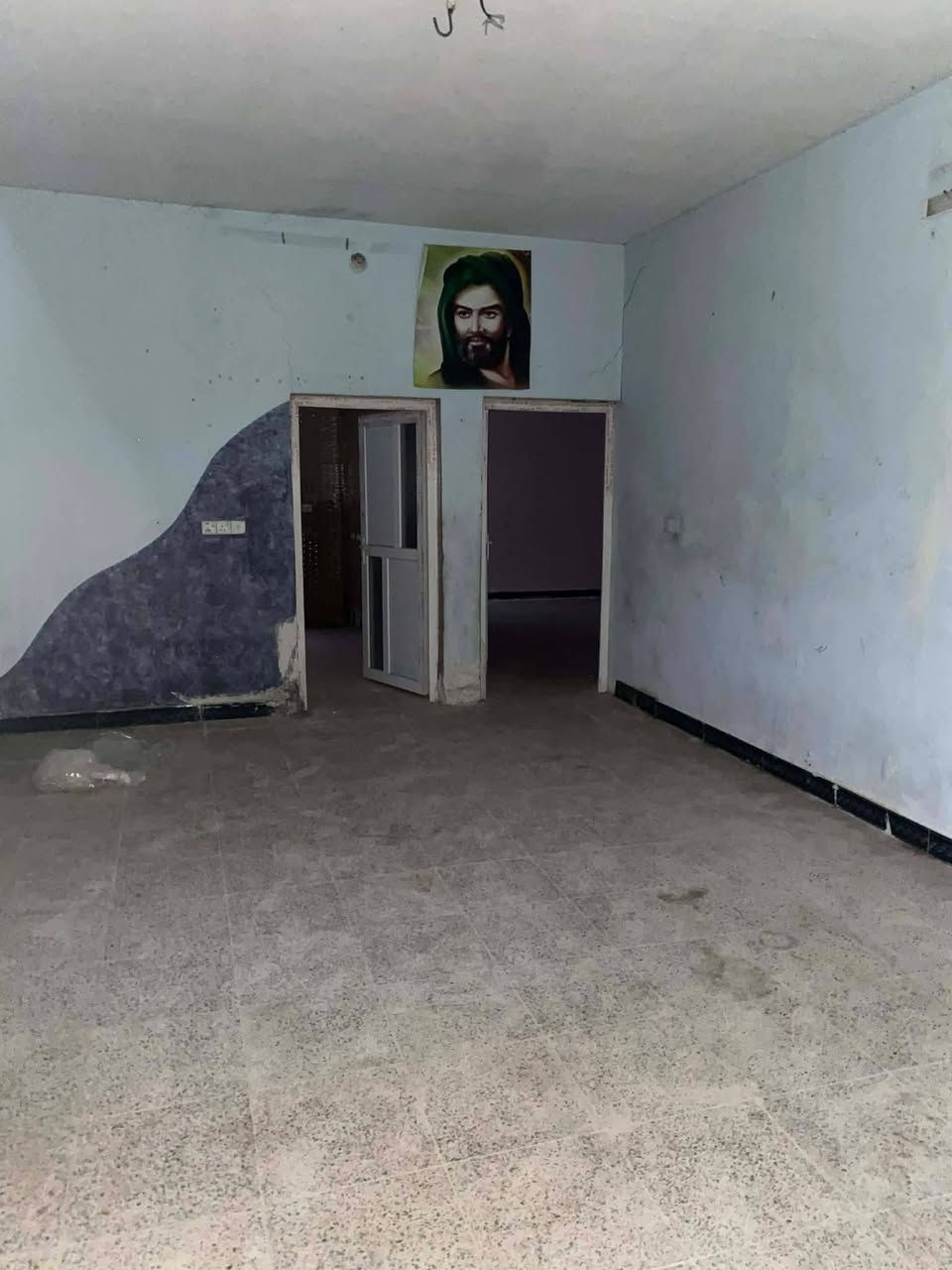 بيت للايجار في التقية الثالثة

يحتوي على غرفتين و صالة ومطبخ و صحيات وطارمة
ايجاره على الخاص او الاتصال او واتساب على الارقام
***********
***********
