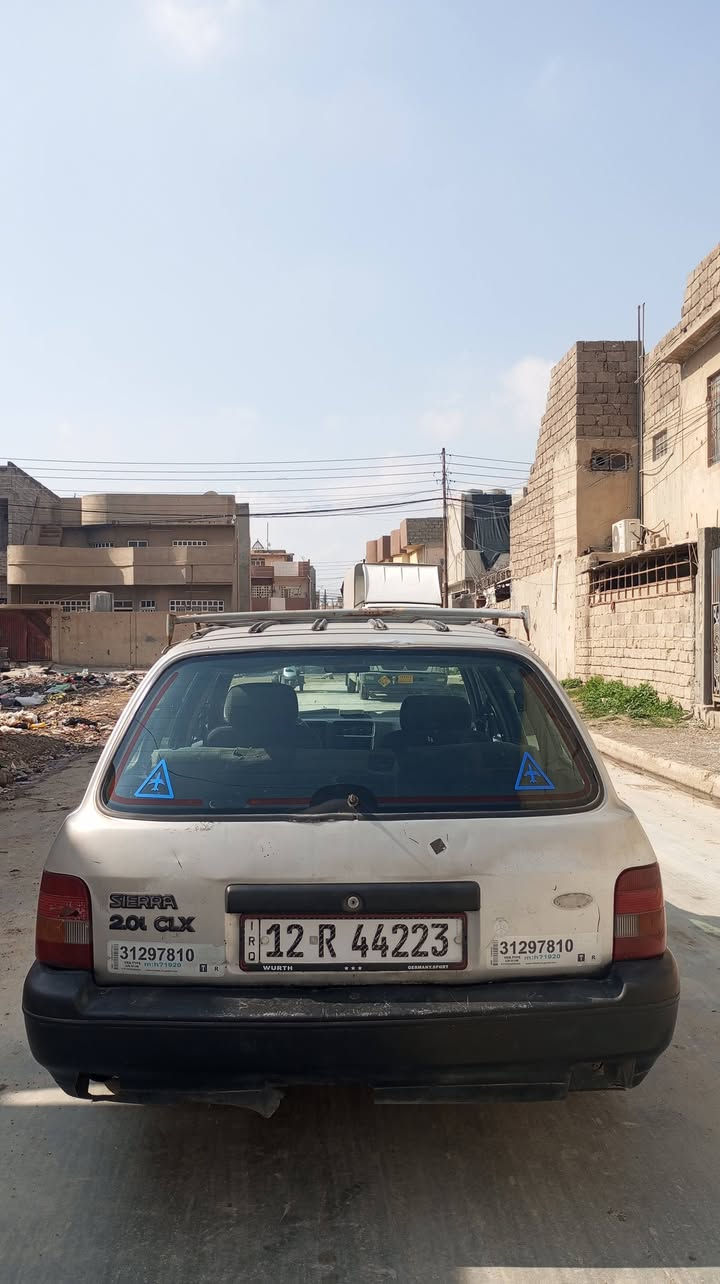 فورد موديل ٩٢ للبيع السعر ٢١ كير محرك شرط كاربون موجود شرط التحويل مكاني ب الجانب الايمن الهرمات 
***********
***********
