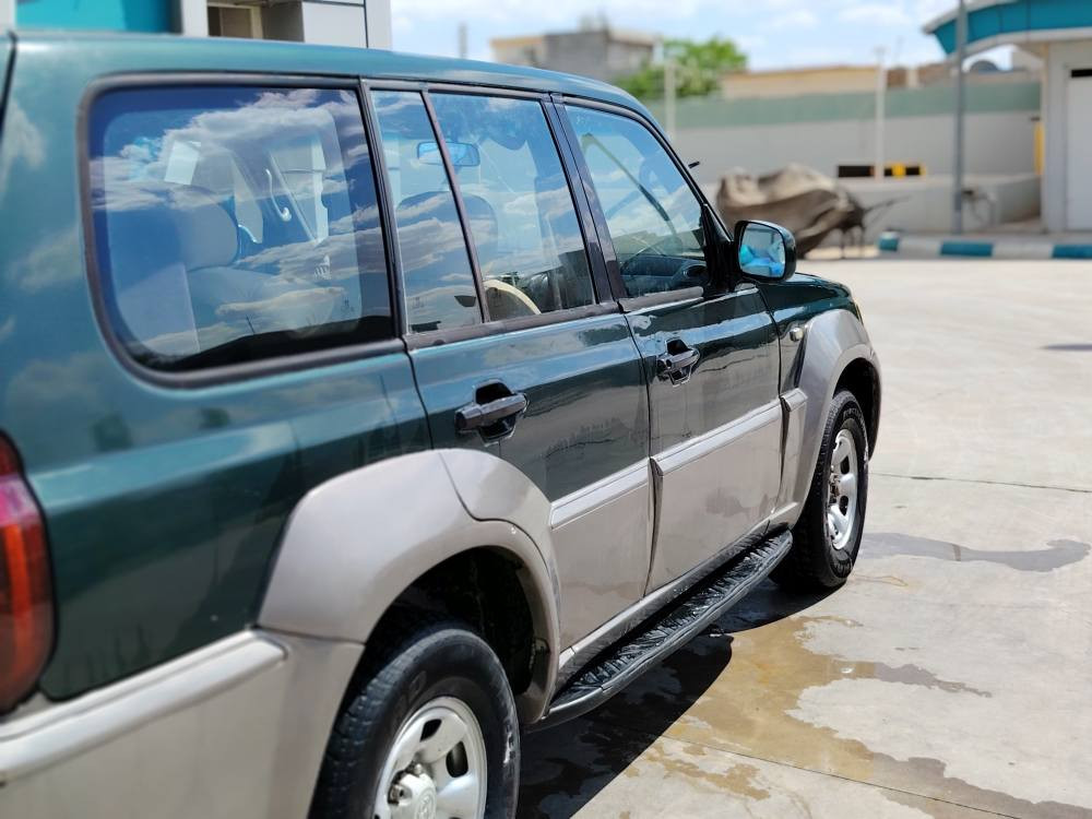 تریکان 2002گێرومەکینەی بەطە3000
ئارم پلاستیک سلێمانی بەشەرت لەحاسیبە دراوە حزام بۆیاخ بۆجوانیکراوە بێ لێدراوە پێش و دوای کەپس. کارەبای گیانی هەمووی مەزبوتە 
ژ.م*********** خناقين, ديالى
