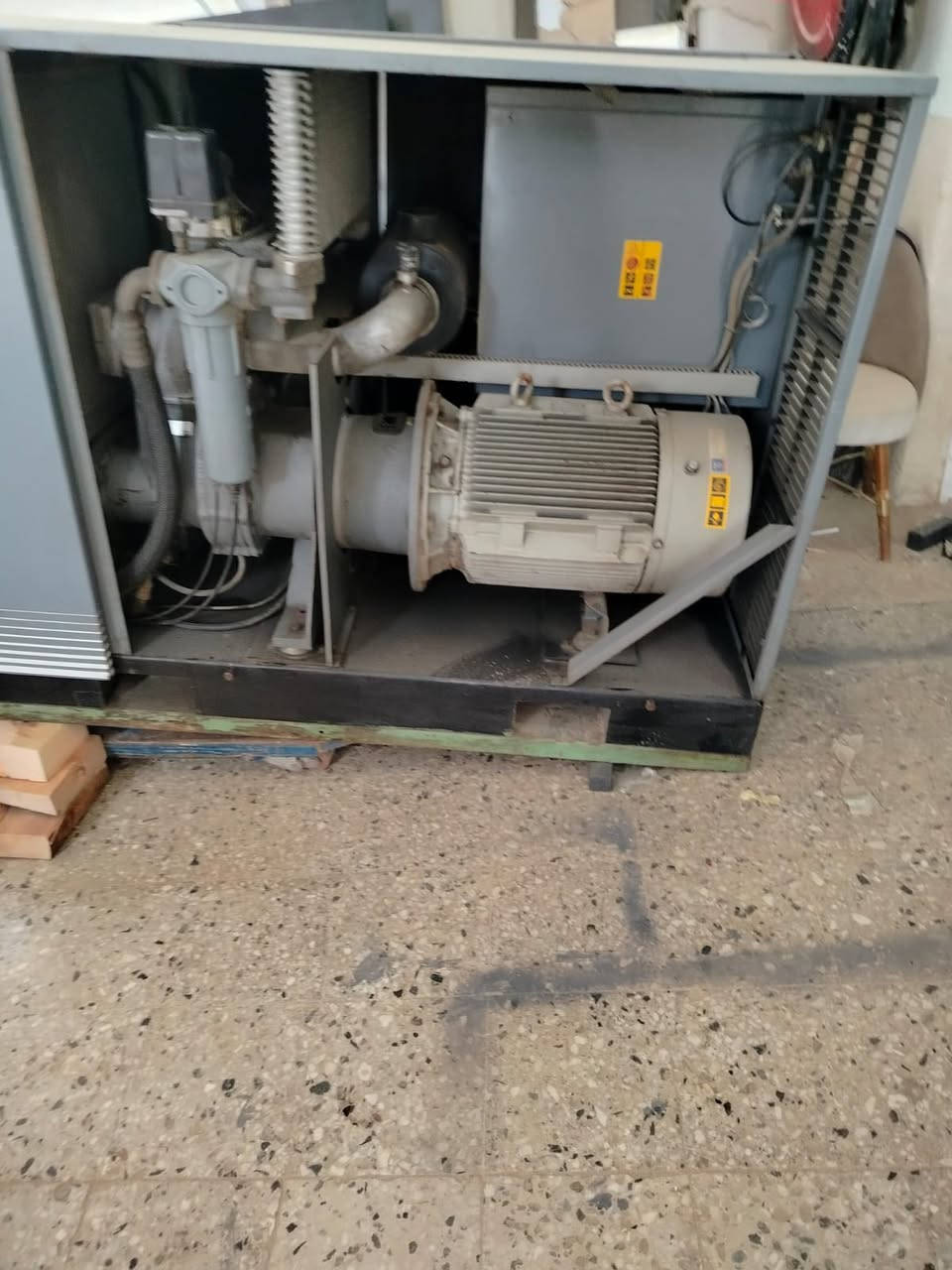 التواصل خاص
50 حصان والخزان 1000 لتر نوعه اطلس


**إذا كنت صاحب هذا الإعلان وتريد حذفه لأي سبب، رجاءا أرسل رسالة إلى الدعم الفني**