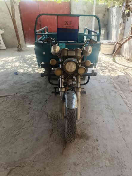 السلام عليكم ستوته جمره مديل 20 أوراق أصولي ستوته نضيفه وناعمه خير من الله ولا اخياس بيهه تايرات مال سايبه ستوته جديده السعر مليون وستميه 1600 وبيهه مجال الطيبين مكاني مسيب الاتصال *********** .. ***********
