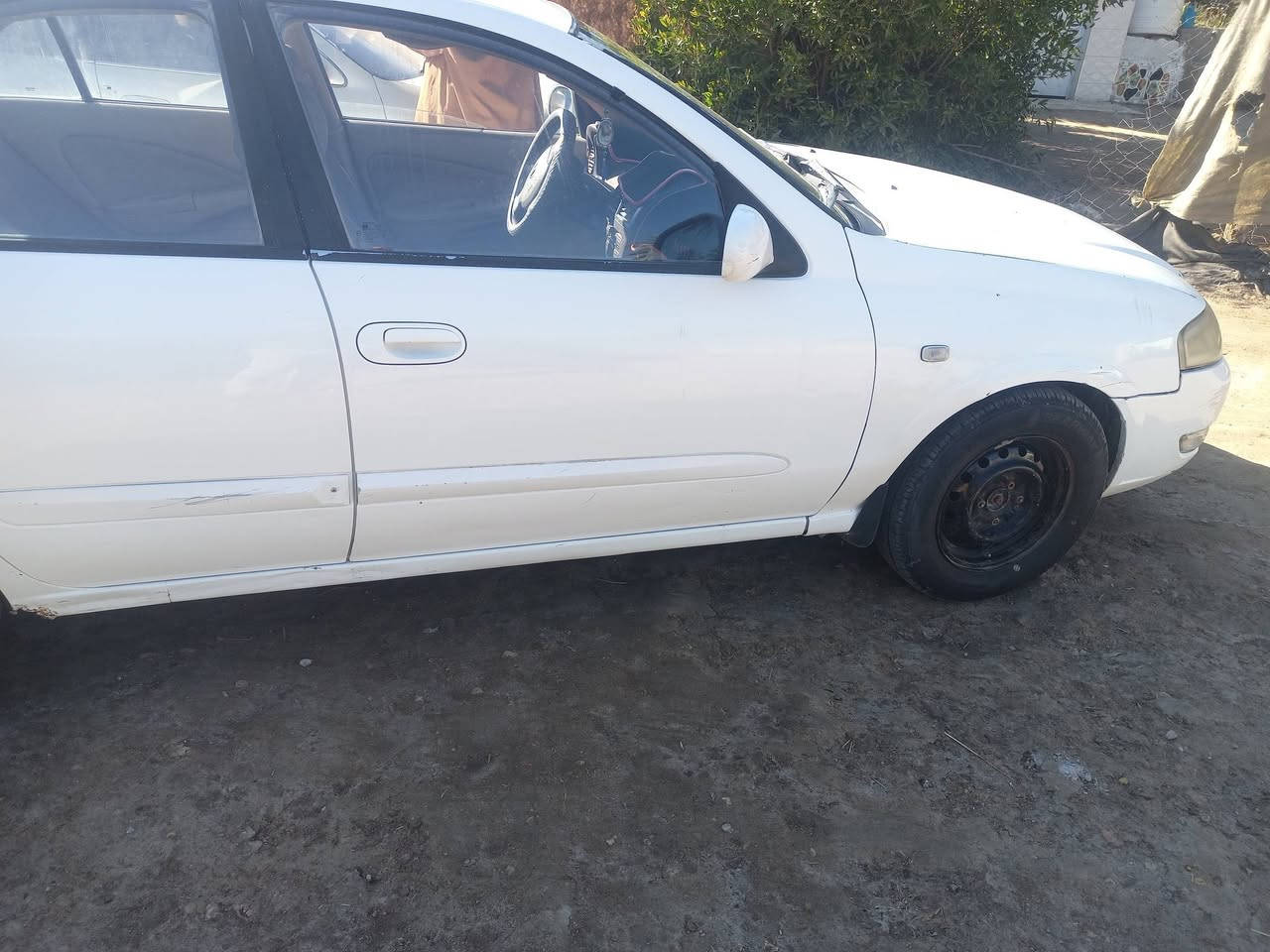 نسيان صني 2008 وارد كوري مكينه 1600 بيه باب مبدل اصلي مكينه بيه تبخير بسيط كلش حداديه نص عمر  وبيه مكانات بارد السعر 85 وبيه مجال ***********
