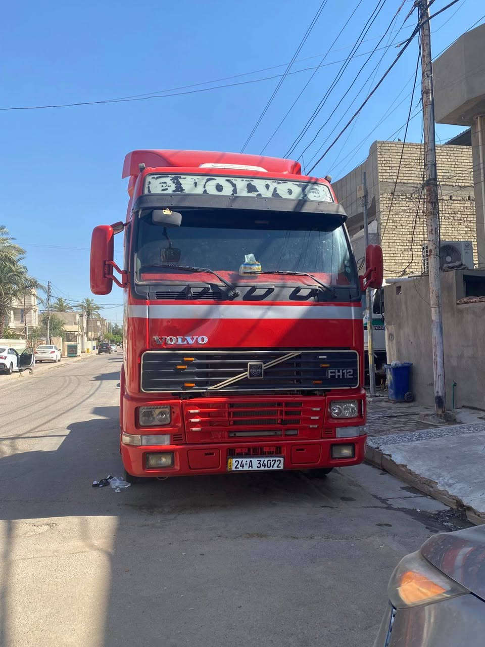 فالفو للبيع موديل ٢٠٠١ ارقام وسنوية جديد حجم ٤٢٠ دسك بريك سبلت السعر ١٣٥ العنوان بغداد الدورة رقم الهاتف /*********** يوجد واتساب
