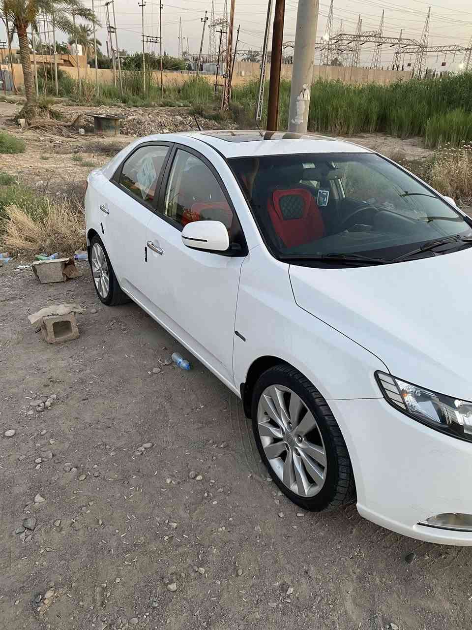 السلام عليكم سيراتو خليجي محرك 2000رقم اربيل دولي شرط التحويل سيارة مكفوله من الصبغ والتبديل بيها تلث اماكن بارد سيارةماشية 97حقيقي كتلوكات الشركة بيها 
فول مواصفات 1/1
محرك كير شرط الفحص 
تبريد ثلج 
تحم تايرات 
صدر خلفي امامي 
موديل 2012
السعر 112
مكاني ديالى المركز 
***********
***********
