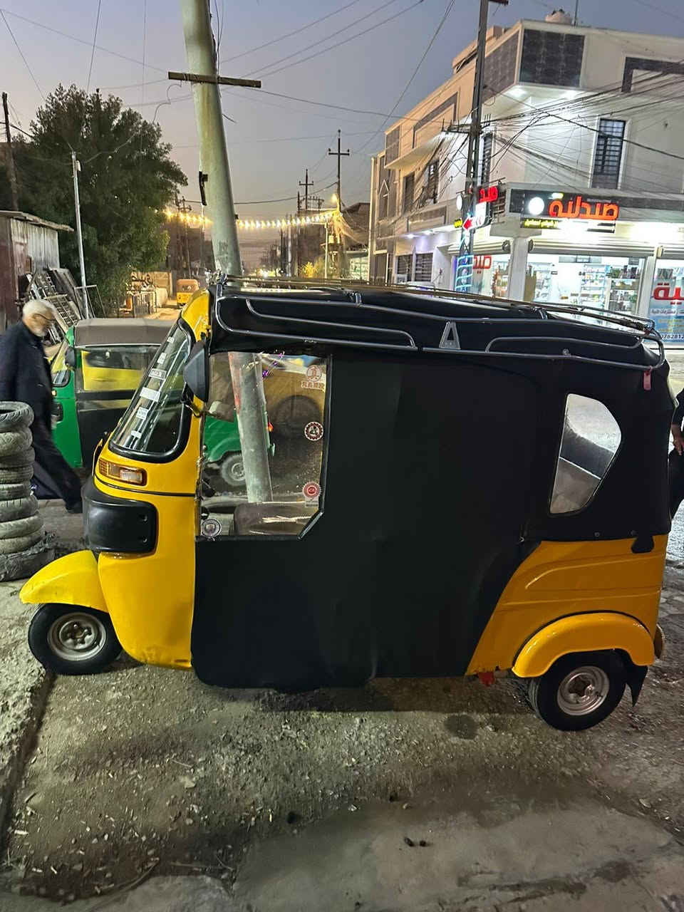 السلام عليكم تكتك 22 للبيع السعر 6ونص اوراق

***********
