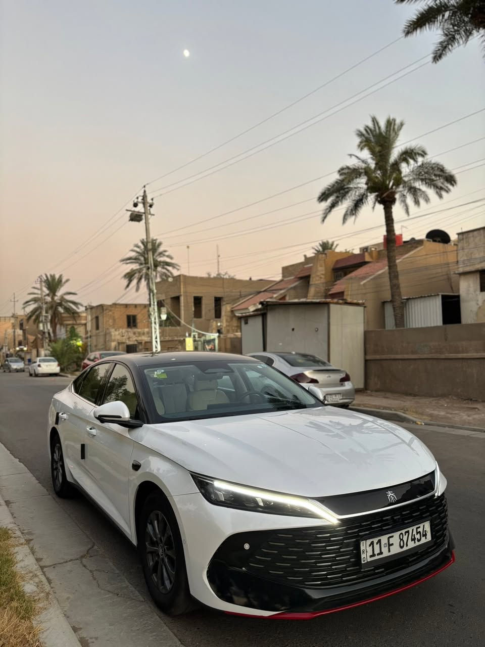 BYD QIN L
بي واي دي كين L
2025
على حالة الزيرو ماشية ( 11 الف) فقط. 
كفالة عامة السيارة على حالة الزيرو.
كامل الملحقات موجودة.
ارضيات حوضية بلادية.
فول مواصفات قمارة حديد.
13 كامرة 
اوتو بارك 
اوتو هولد 
اربع انظمة قيادة 
مري شفط
تشغيل عن بعد 
+ بقية المواصفات معروفة.

الموقع بغداد. زيونة.
رقم بغداد تحويل مباشر.
السعر (25,000,000 د.ع) فقط.

للاستفسار اكثر الاتصال او مراسلة واتساب:-
***********

