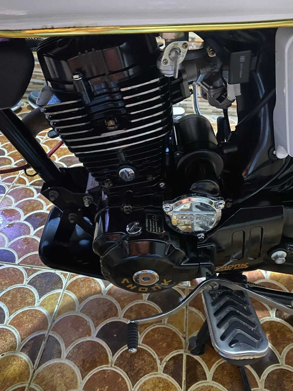 السلام عليكم.
سافان موديل 2025 سونيك دبل دسك اوراق ستنساخ لون ابيض محرك 150 الدراجه كفاله جلخ مابيها وبرغي ماناقصه استخدام قليل ماشيه (884) تجي تفحص وعراحتك تقتنع قبل لا تشتري الدراجه اخت الجديده كأنو ستوها طالعه من الوكيل السعر 825 وبيها مجال للشراي مكاني حله شارع 80 جهة كربلاء 

للأستفسار *********** متواجد واتساب
