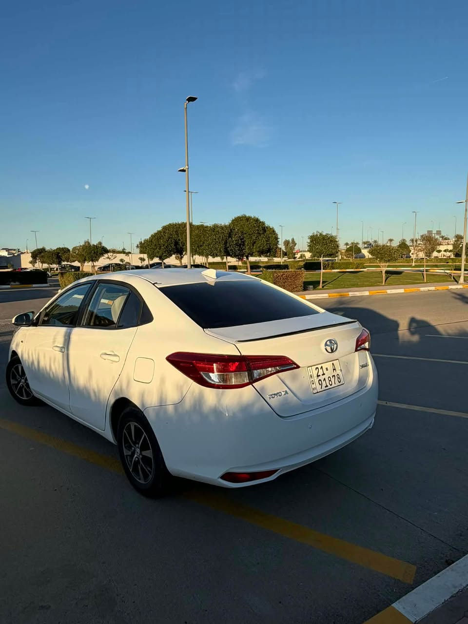 موديل ٢٠٢٢. 
١٠٨ هەزار رويشتيە
جارباجەی لای سايەق لەكە جاملغی لای سەكن بشتەوە سەقفی روبحی هەيە بە حامسبوخ دەفرۆشین بيشو پێشی  کەپسە ايرباگ بەس شان
كورينەوەش دەكەم شتەك بە دلمان بی
سحري ١١٢ وەرەقە سەنەوی رەقەم تا ٢٠٢٩ نويە
ژمارەی مۆبایل(***********) أربيل, العراق
