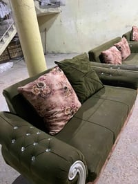 المناذرة • ١٠ نفرات • سفنج وخشب قوي