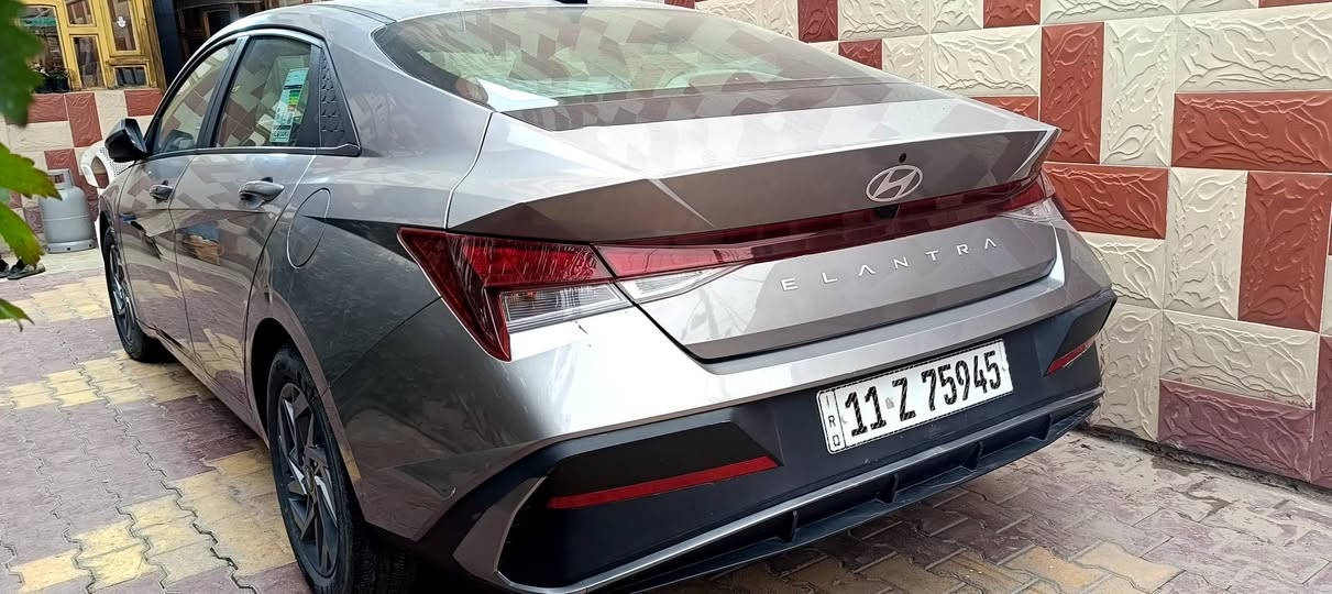 للبيع موديل 24 بيه ربع البنيد صبغ فقط ماشية 18 سعر 163
***********
