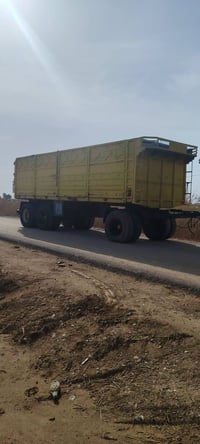 شاحنة • للبيع • بدون تفاصيل