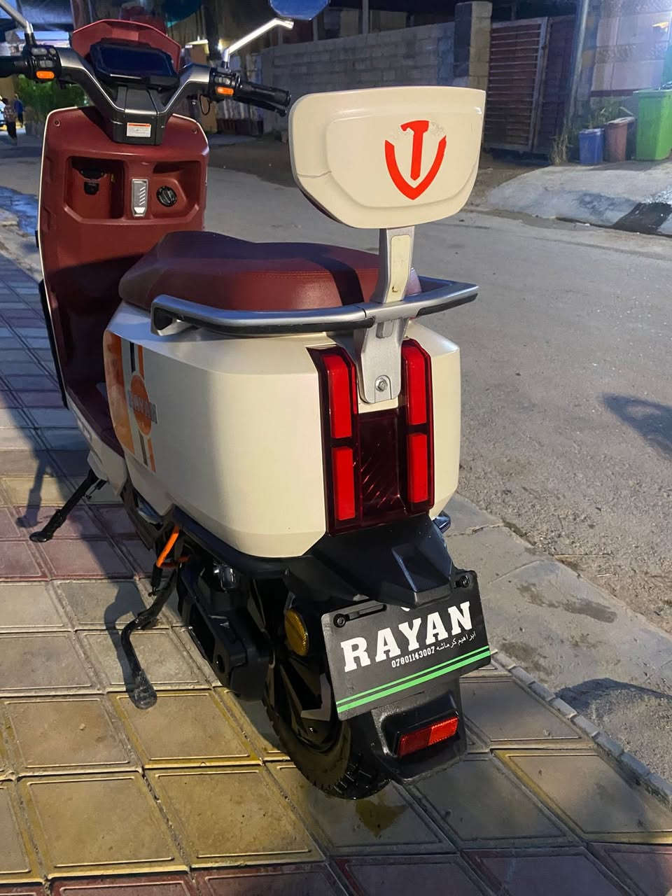 السلام عليكم للبيع دراجه شحن الريان مكفوله من كلشي الشراي يتصل مكاني بغداد  ابو غريب الحصوة السعر950 وبيها  مجال ***********
