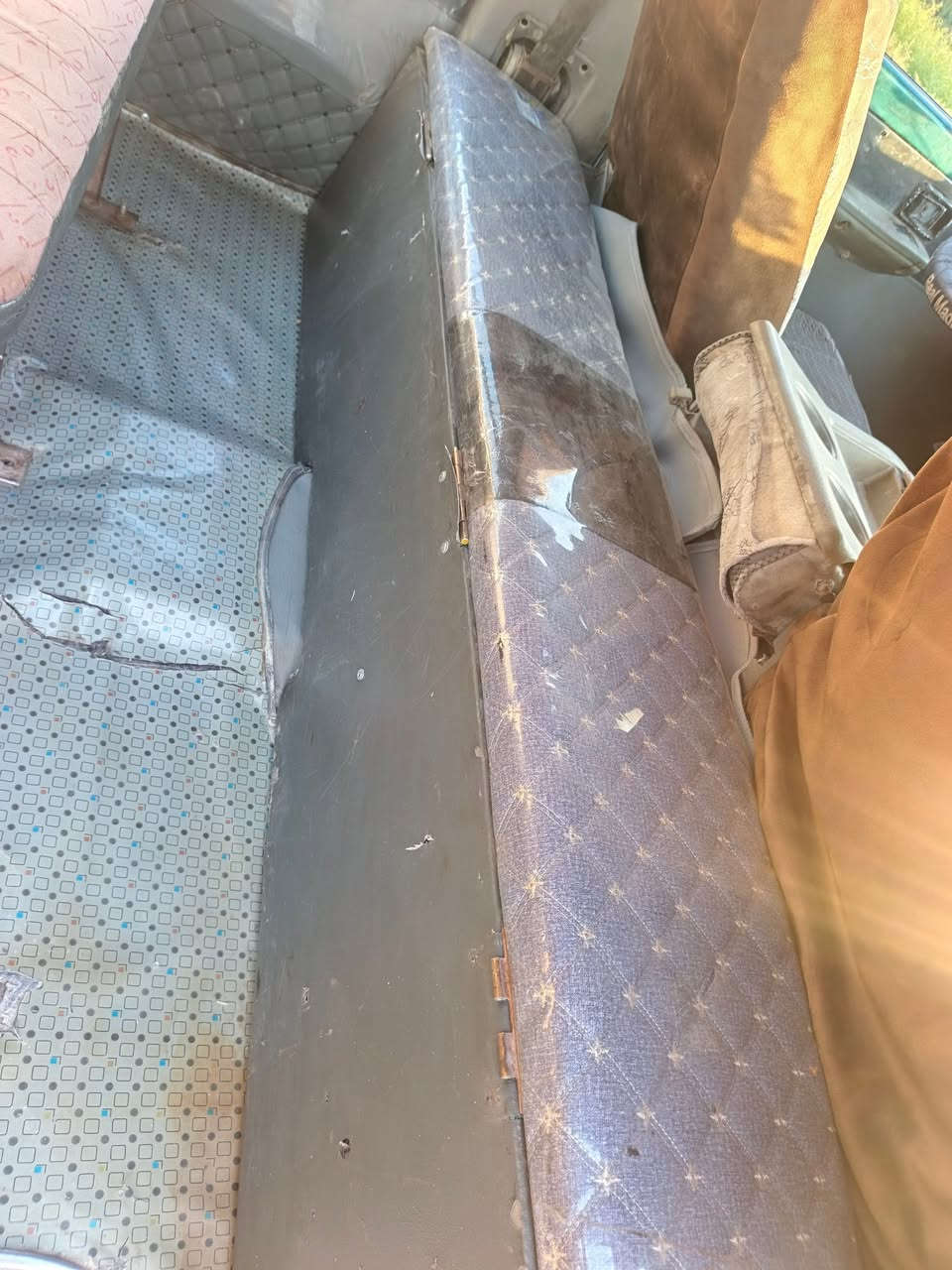 من رخصت صاحب الكروب المحترم كيه اسيا للبيع محرك وكير واكسن وصدر دوشمه كهربايات تخم تاير كفالة رقم بغداد الماني سنويه 29 اسعر 38وبيهامجال المكان بغداد الطيفيه ***********//***********
