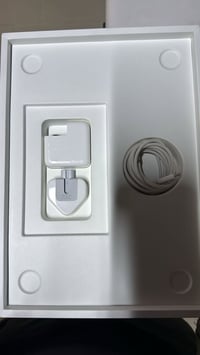 اير M2 ١٣ • رام ١٦ • هارد ٢٥٦