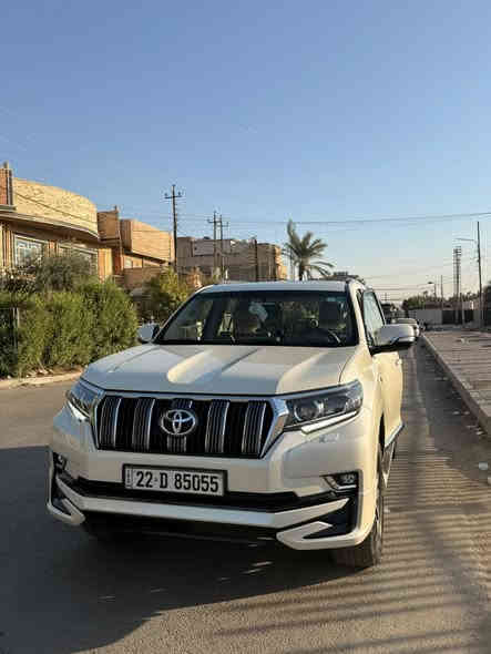 سلام عليكم برادو 2023 vx وكالة ساس بعدهي داخل الضمان 
٧ مقاعد
كراسي جلد كهرباء 
سلايد
تبريد المقاعد
تشغيل عن بعد
مري كهرباء
ثلاجة
لايتات زنون
اشارة ترحيب بالدواسات
كاميرا خلفية
حساسات خلفيه 
Apple car play
بصمة
محرك 4000 v6 
وبقية مواصفات ال vx معروفة السيارة مغلفة ppf  ورقمها اربيل باسمي 
السعر52,500 دولار وبيها مجال بسيط
ماشية 70 الف
للاستفسار ***********
