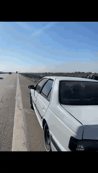 السلام عليكم بيجو بارص للبيع موديل 2021 جديده بمعنه الكلمه تايرات جدد سياره مابيه اي نقص اشغل وتطلع مكاني بغداد السعر ب80 وبيه مجال ***********
