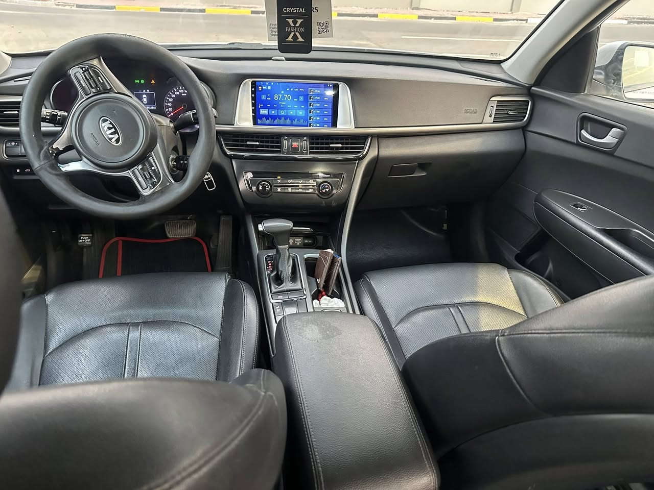 سلام عليكم  رمضان كريم
كي فايف وارد كوري مديل 2017
رقم بغداد باسمي رقم انكليزي 
سياره جديده كلش كفاله من ضربه امه صبغ وارد كوري غير مكفول من صبغ  بيه 4 قطع  صبغ اثر جراد مكينه وكير كفاله مكينه 2000 دووش
سياره شاشه كبيره كامره حساس خلفي اشاير بلمري مري دواخل اسود جلد مري شفط  حداده جديده تخم تاير سياره جديده ستخدام شخصي 
مكانه بصره حي بغداد خلف علوه المخضر   سعره130$
*********** موجود واتساب
