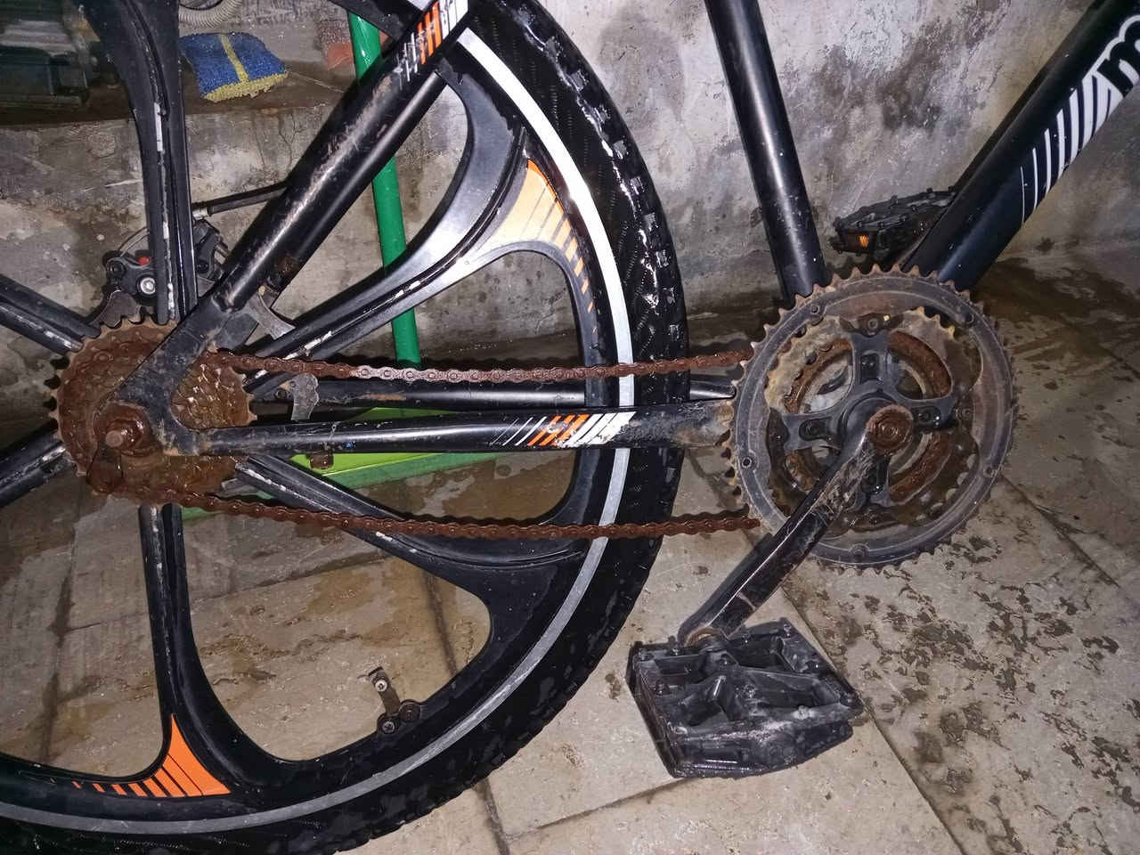 السلام عليكم
بايسكل للبيع السعر 50 المكان الشعب حي البساتين 
يحتاجه فقط زنجبيل وعقرب وبي مجال للطيبين


**إذا كنت صاحب هذا الإعلان وتريد حذفه لأي سبب، رجاءا أرسل رسالة إلى الدعم الفني**