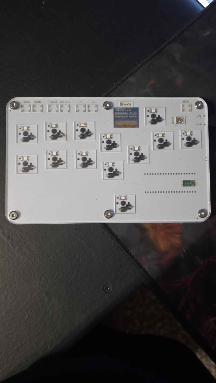 يدة هتبوكس بيها شريحة haute42 بعدها جديدة بل سلفون ممستخدمة سويجاتهة حمر هوت سواب تدعم كل الاجهزة ماعدا ال بلي ٥ سعرها ٥٠ الف بغداد, العراق


**إذا كنت صاحب هذا الإعلان وتريد حذفه لأي سبب، رجاءا أرسل رسالة إلى الدعم الفني**