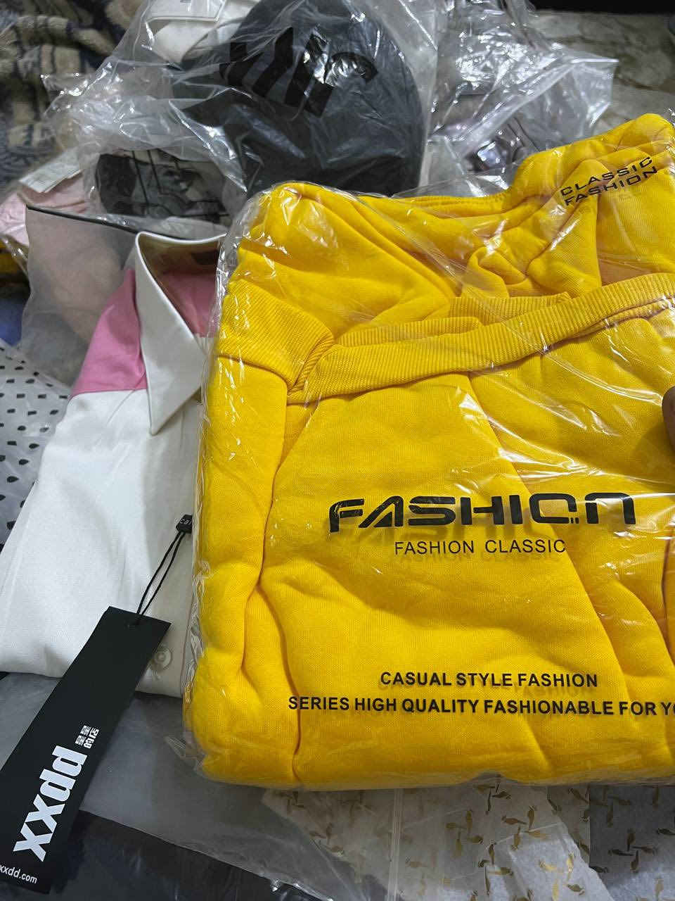 ملابس شي ان + اوربي تصفية ابيع شلعة 125 قطعة بسعر 250 الاف القطعة بـ 2000 دينار عنواني البياع الشرطة الرابعة وموجود توصيل هـ ***********
