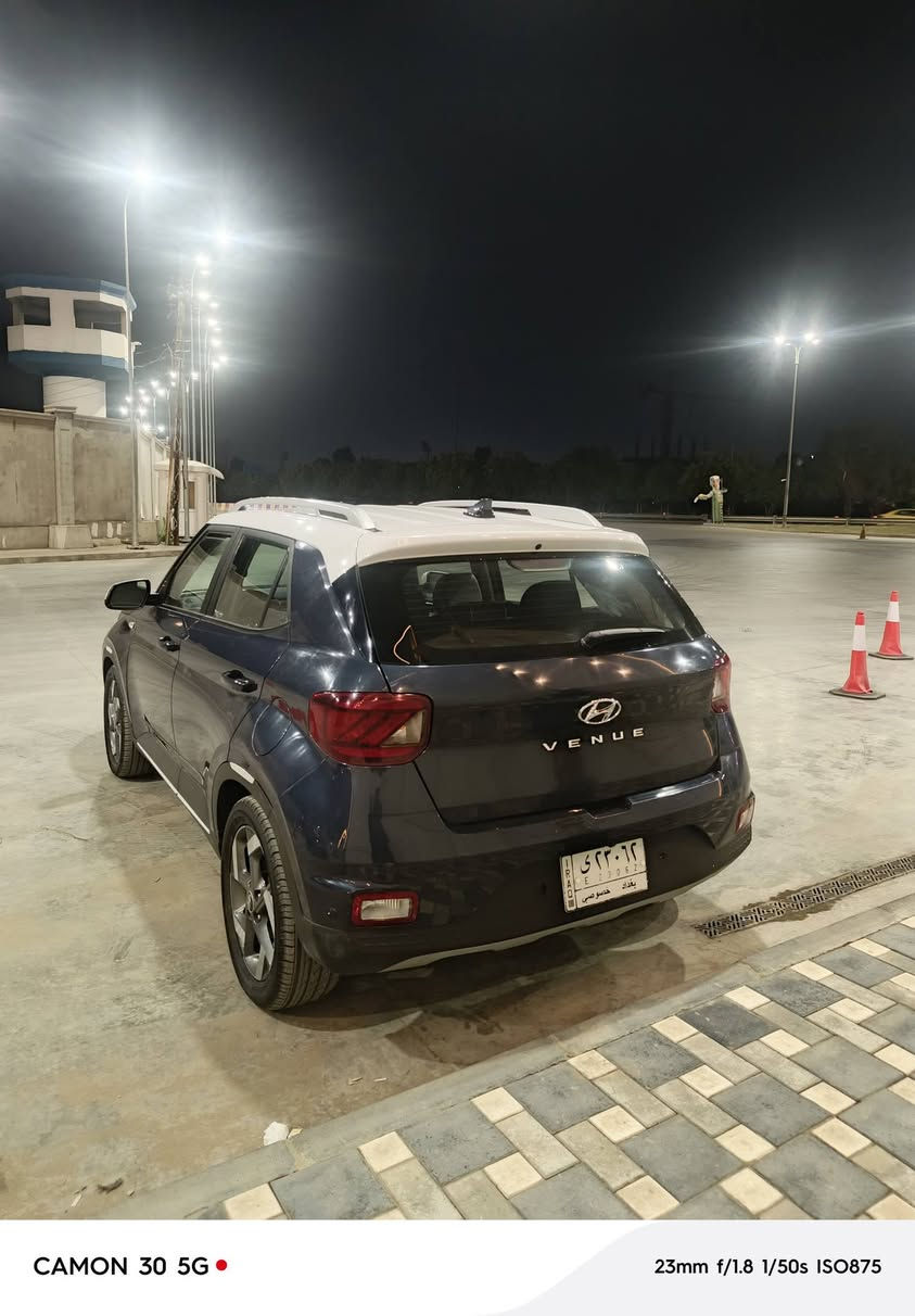 ألسلام عليكم للبيع هونداي فينو مديل 2022
فول مواصفات تو كلر 
بدون ايرباك
☑️محرك دوش   
☑️بصمة تشغيل+أبواب تشغيل عن بعد                                 الد امامي خلفي. زنوان بلادي 
☑️شاشة ايباد كبيرة تدعم كار بلي +gps
☑️كاميرا دواره
☑️3 انضمة قيادة
☑️نقاط عمياء بالمرايه 
☑️تبريد شاشة + شاحنة والير ليس. 
🦼كشن تطريز جلد بلاد الدشبول مطعم حبري 
☑️رادار خلفي
☑️فول تحكم استيرن
☑️تحديد مسار تنبهك عند الخروج عن المسار توقف ذاتي
☑️حساس تايرات
 ☑️ويل كب 
☑️شاشه لتحديد العطلات 
مكان السيارة بغداد
السعر 120 وبي مجال الطيبين
صور حادث موجوده بدون دواخل ابد 
***********
