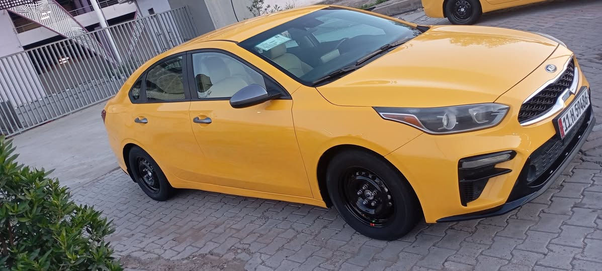 سلام عليكم فورتي 2019ورارد امريكي حادثها دعاميه فقط بدون ايرباك مكينه كيرتبريد صدركله تمام سياره ماشيه ٩٣جديده مكاني بغداد السعر ١٢٢وبيها مجال رقم الهاتف ***********
