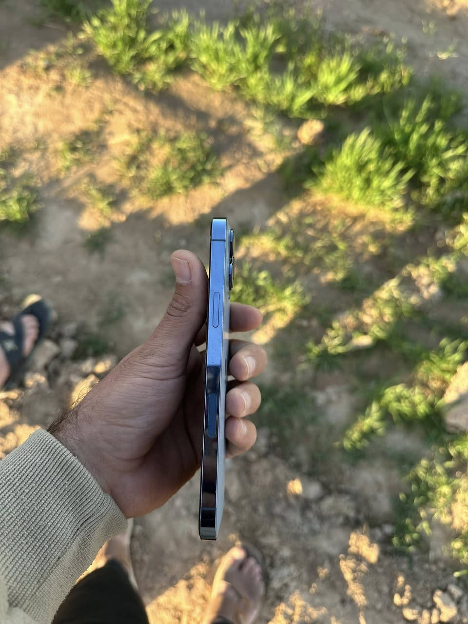 سلام عليكم ايفون 13برو ماكس ذاكره 256
بطاريه 94 شخط مابي لون بحري مثل ماموضح بصوره للاستفسار‭٠٧٧٤ ٢٧٢ ٣٥٩٠‬ السعر خاص @
