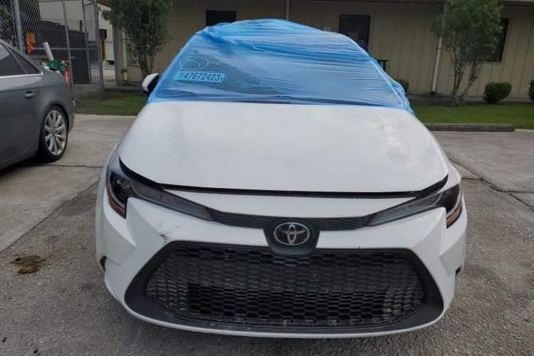 سلام عليكم
كورلا 2022 LE 
مكينه 1800
مكفوله لغود وتكم وشواصي 
هذا حادثها موضح بصوره 
كلشي بيها بلادي كهربائيات ميكانيك كله ع وضعه مال امريكا كلشي ممبدل بيها السنه الجايه تصير حره 
بيها ملاحظات بسيطه للتوضيح اكثر الاتصال ع الرقم 
*********** 
السعر 128
