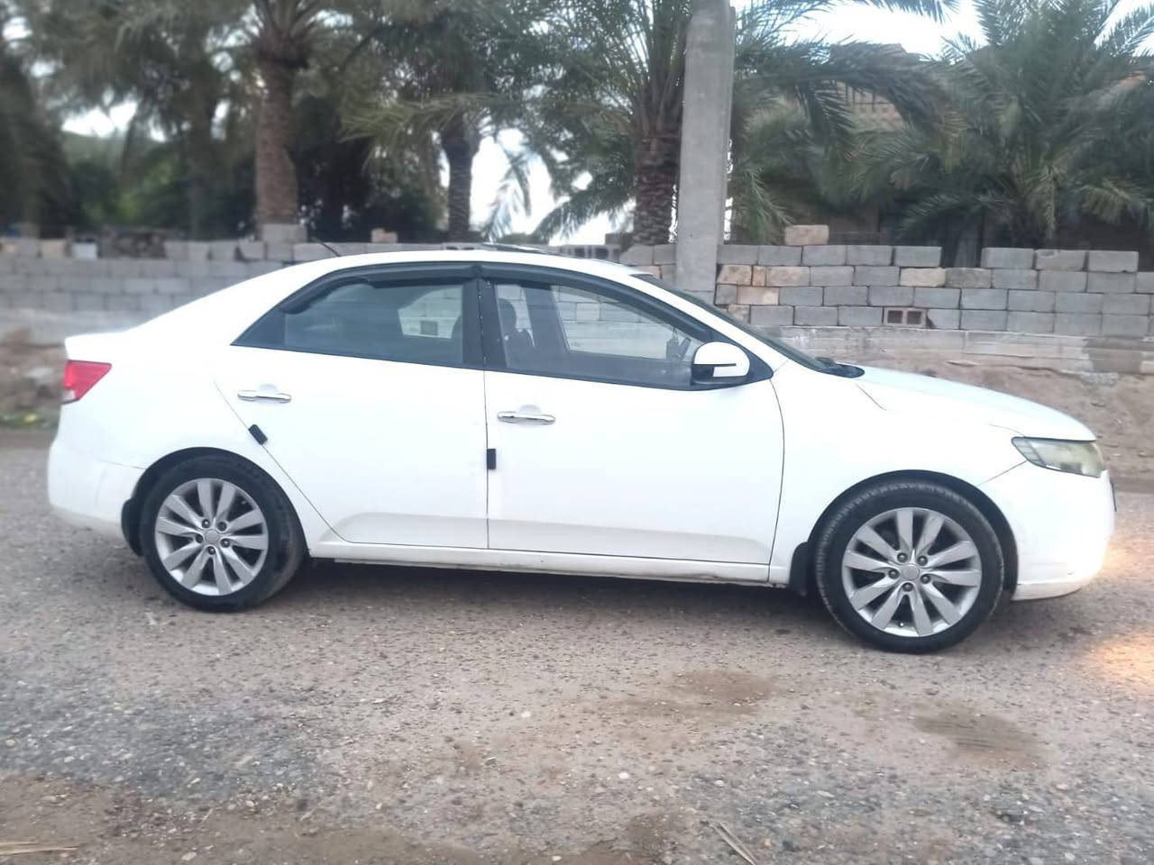 سيراتو موديل 2013 فول مواصفات 1/1 محرك 1600 رقم سليمانية الجديد بسمي سنوية تنتهي 2028 شهر السادس مكفولة من الظربة والتبديل فقط صبغ باب السكن  والباقي مكفولة بصمة تشغيل وبصمة ابواب تحكم  ستيرن جهتين  شفتات ستيرن رياضية  راديو شاشة اصلية  وبيها هواية مواصفات 
السعر 118 مكاني الانبار ــــ فلوجة


**إذا كنت صاحب هذا الإعلان وتريد حذفه لأي سبب، رجاءا أرسل رسالة إلى الدعم الفني**