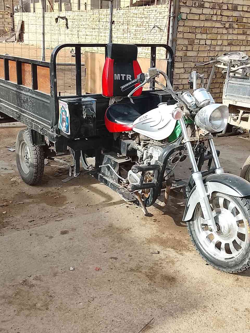 السلام عليكم ورحمه الله وبركاته ستوته للبيع ام تي ار فقط مكاتبه اتعهد سرقه وعشائر ستوته نضيفه ضفيرة جديدة عدادات يدات جوزة تخم تاير كله جديد مصار شهر من سويتهن عوزهة بس صليب للتاير الخلفي وكلج الباقي كله نضيف مكاني السنيه الشارع التجاري السعر 750وبيهة مجال للشراي
***********
