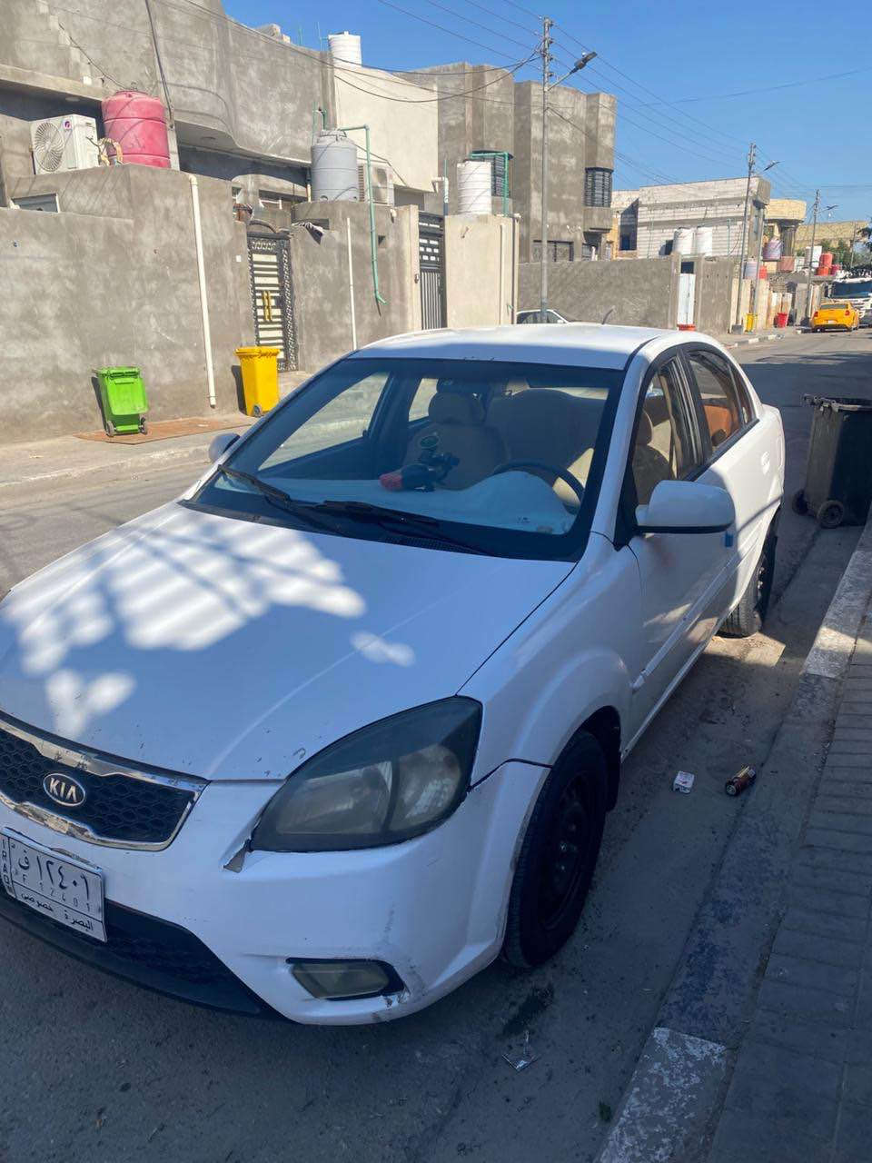 كيه ريو 2011 ابيض خليجي 
مكينه كير كفاله البدي مثل الي بالتقرير 
سنويه لل2027 وراعيها يريد تحويل
صبغ بابين ومدكر والتكمه الي بيناتهن
وربع بل قماره  سعرها 75 
*********** البصرة, العراق
