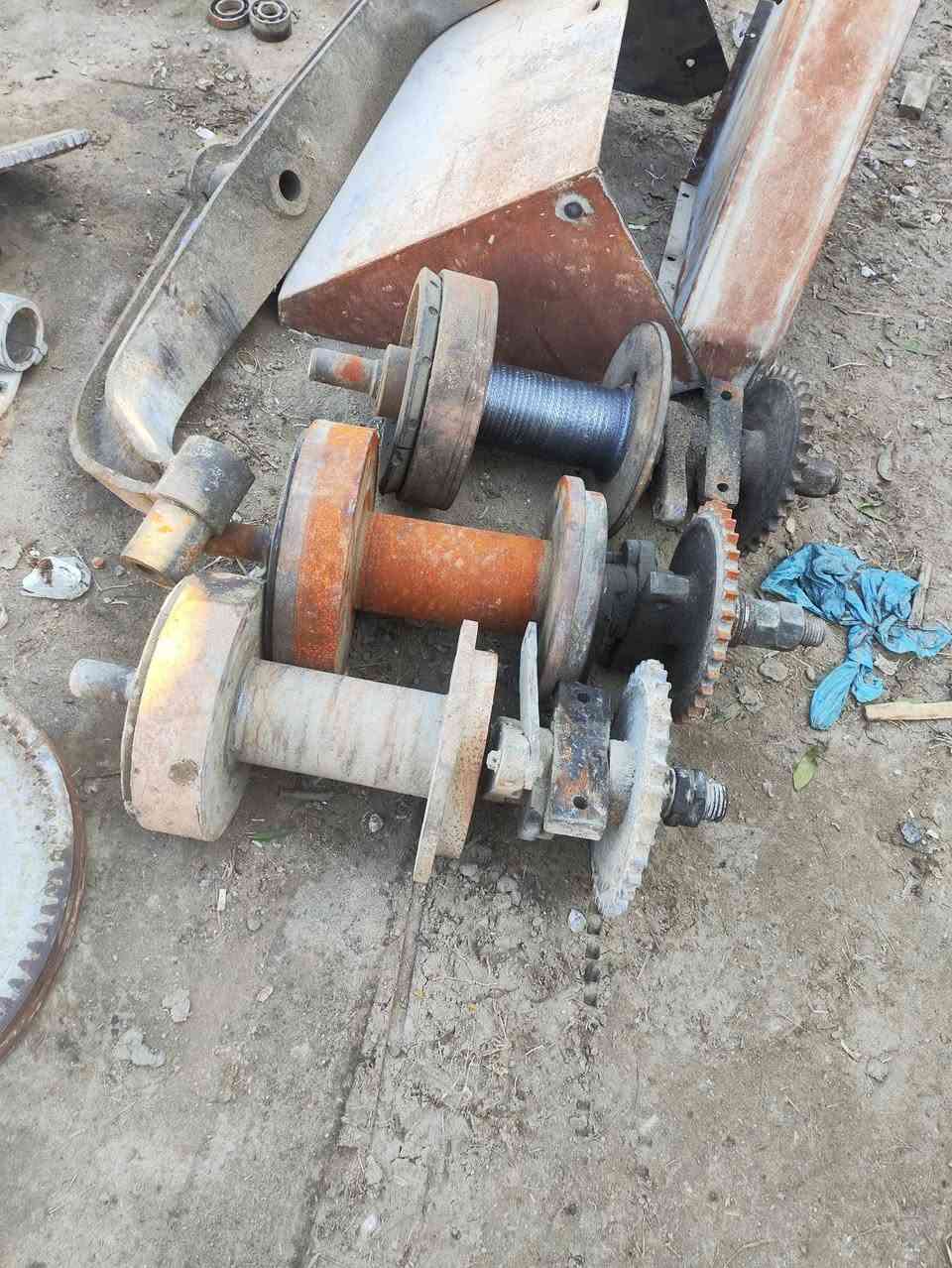 غراض خباطه للبيع مكاني بغدادالحسينيه مال راشديه وهاذه رقمي ***********
