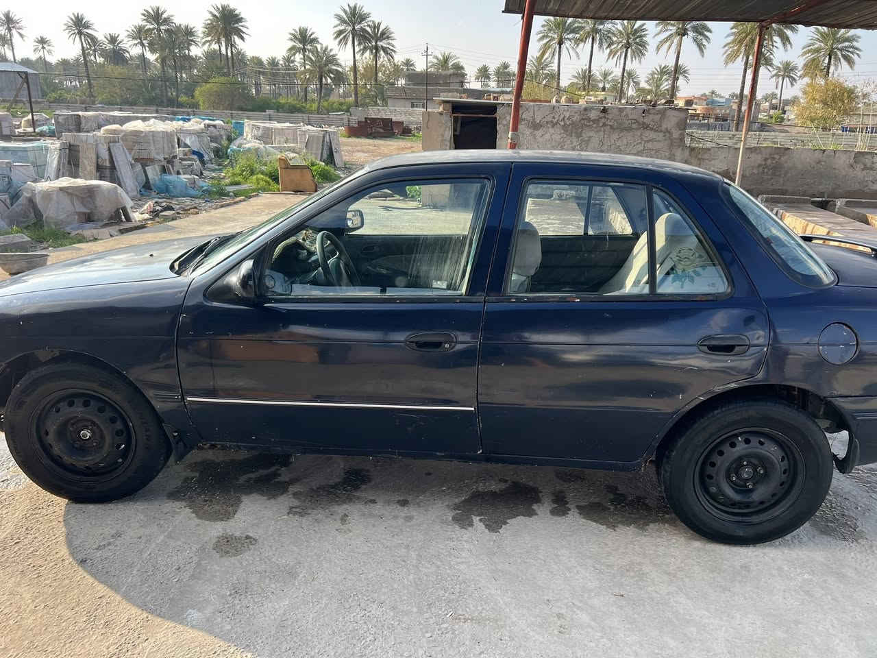 السلام عليكم كيا سفيا لبيع موديل (94) رقم صلاح الدين الأماني مشروع وطني كير عادي مكفول محرك زغير بي تبخير خفيف كلش مصبوغه احزام مكانها صلاح الدين الضلوعيه السعر 32 وبيها مجال 
***********/***********
