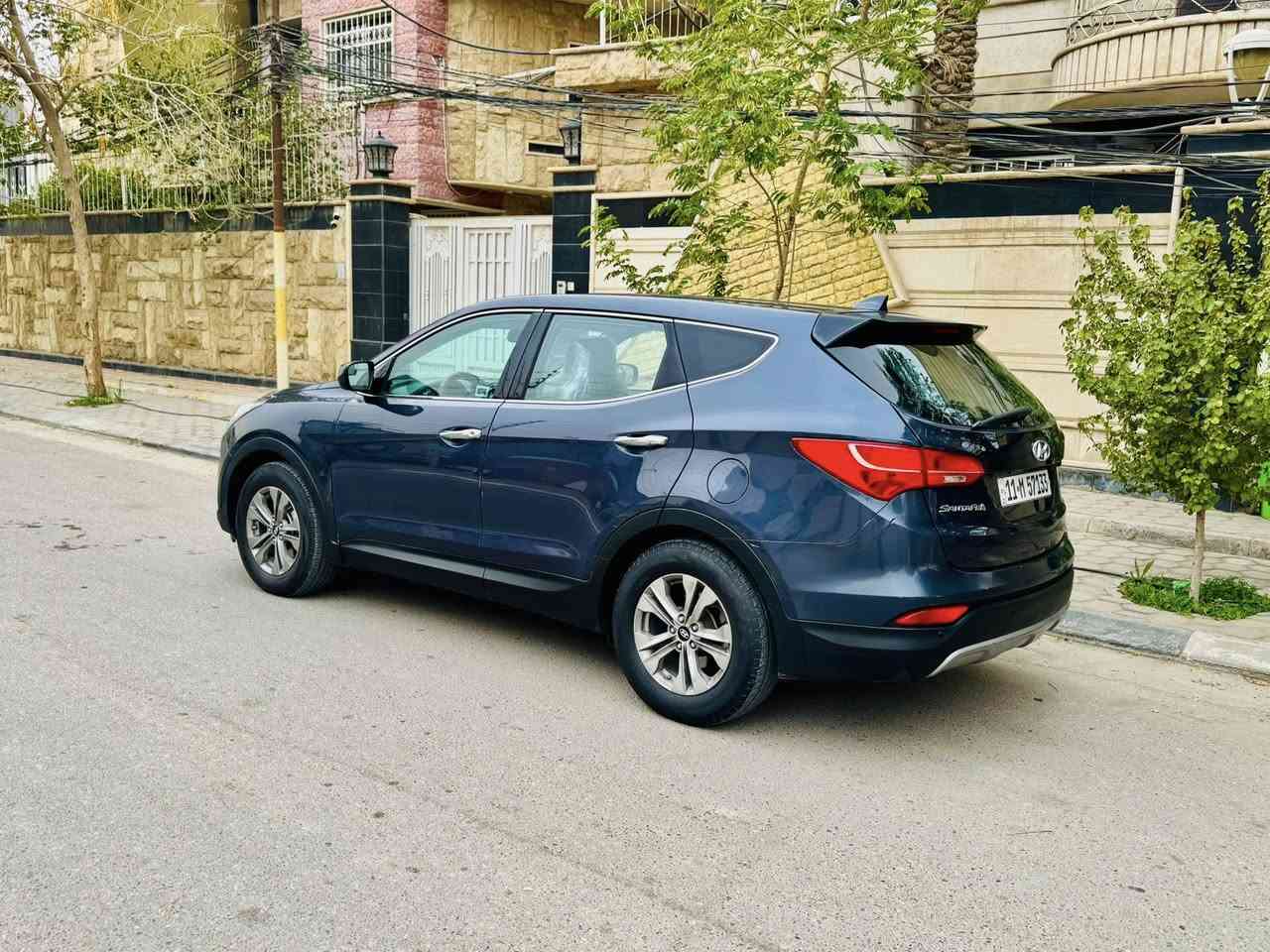 سنتافي موديل2015امريكي الون حبري حادثها جاملغ وبنيد. وباقي سياره مكفوله مكينه 2400 كير ومكينه  مكفولات حداديه جديده تخم تاير جديد تبريد ثلج(7 راكب شاشه جبيره تبريد خلفي 4انضمه قياده شاشه اعطال السياره جديده ومانقصها اي شي السعر 130وبيها مجال ***********مكان السياره كربلاء مركز مدينه
