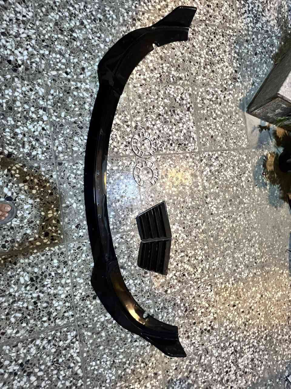 سلام عليكم شباب لحيه وسبيسرات  وسكوب جامه مثلثات مستخدمات كلهن رايدهن 60 الف مكاني بغداد حي الجهاد ***********
