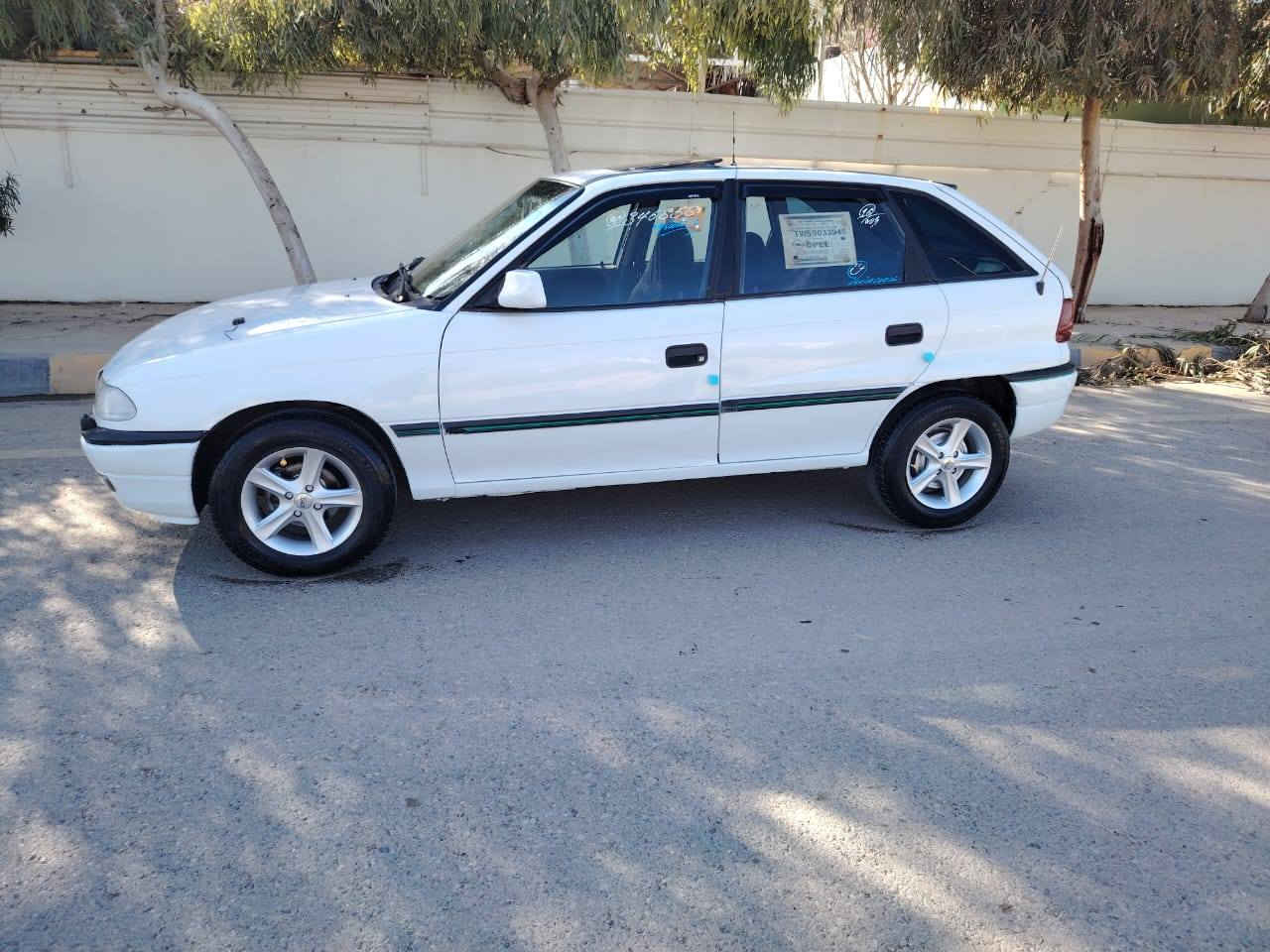 اوبل استرا حجم ١٦ ابيض محرك جديد طخم تاير ويل كب طخم نضيف بدون ضرر دوائر دوسات صبغ رقم ألماني نينوئ سنويه ٢٨ شرط التحويل والوكاله ***********
