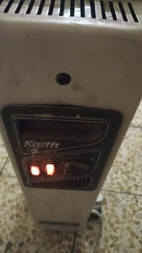 باسكل • لاب توب معطل • تحف قديمة