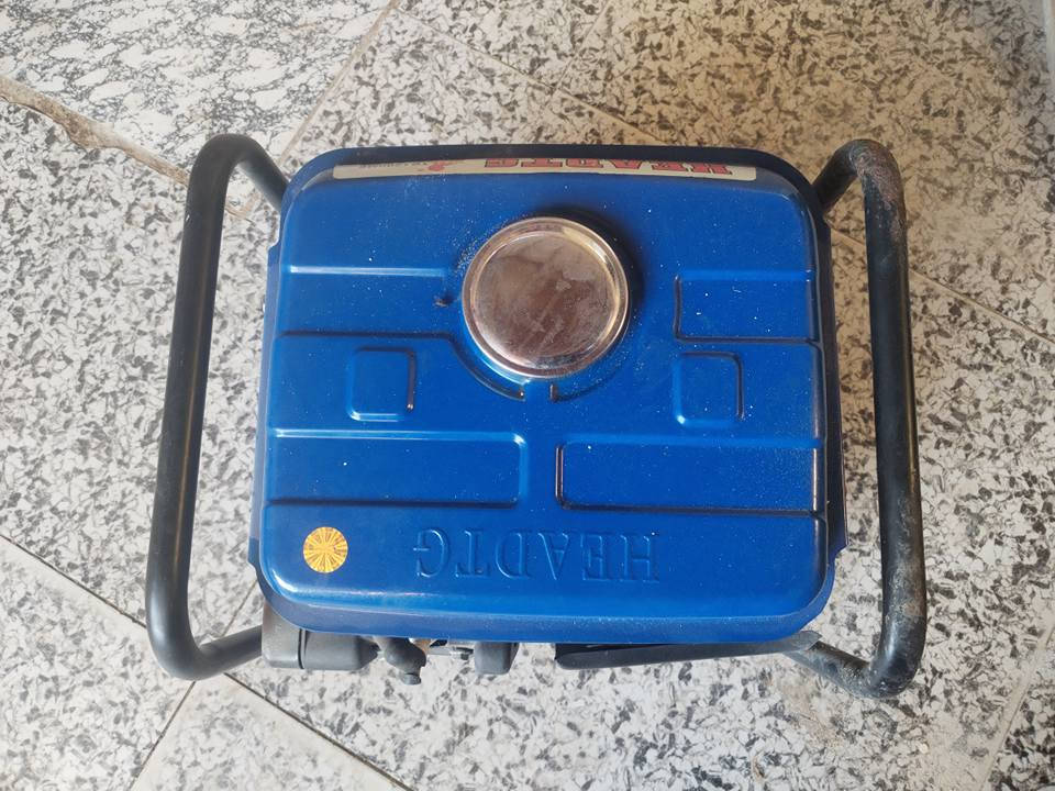 سلام عليكم مولد سعر 40 الف و بيها مجال 4 امبير لو 3 ما متأكد منها المولد متروكة جانت تشتغل و ضميته و هسة بعد ماعرف تشتغل لا رقمي *********** عمارة, ميسان
