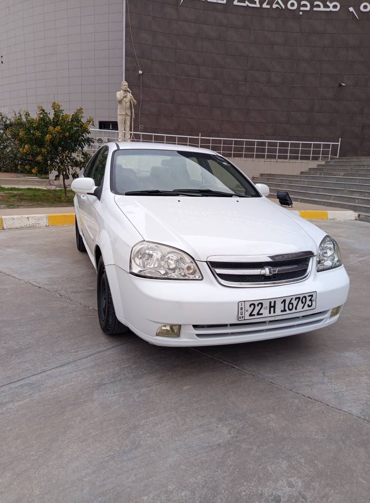 شوفرليت ئوبترا موديل 2010 
بدون سبغ بدون حادث مابي ضربه 
فقط بيه ملاحظه بارد سياره جديد احلي من صور گيراوتوماتيك گيرومحرك شرط بدون صرف بخار دواخل جديد كهربائيه كل شغال تبريد تتفيه كل شغال رقم اربيل دولي جديد سنويه صار5 شهور منتهي شرط تحويل أو وكاله مكاني كركوك دروازه شراي خابر ارقام 
***********
*********** كركوك, العراق
