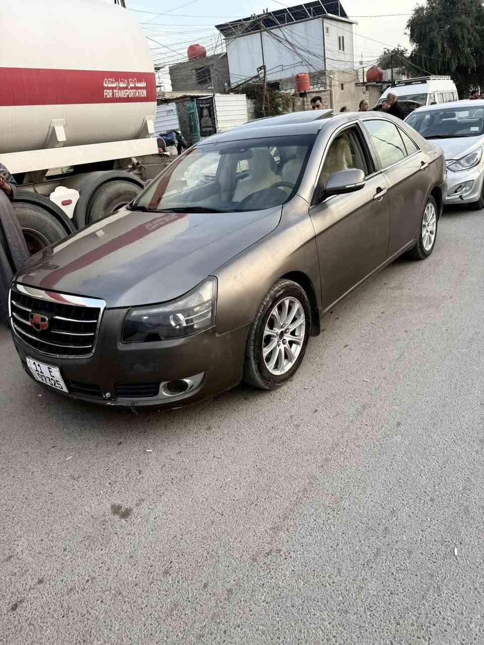 محرك لانسر ياباني اصلي 2400 بلادي
السياره نضيفه وكلشي بيها بلادي
مابيها دكمه ماتشتغل
اشاير مري تحكمات مري
فتحة سقف
شاشة كامره 
حساسات 
جام 4 اوتو
سستم سماعات
برده خلفيه بلادية
رقم بغداد دولي
بيها صبغ واضح بصور والتبريد بوربرن كبمريسر وغاز فقط
ملاحضات كلش بسيطه
مكانها بغداد الكرخ
*********** واتساب
*********** اتصال
السعر 62$ وبيها مجال حك الجية
