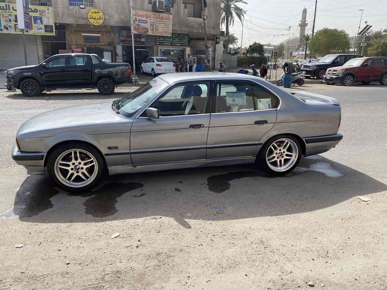 لسلام عليكم بي أم 525 مسكر مكينه اوكير جديد كهربائيات شغاله أربع جام كهرباء  رقم سليمانيه رقم باسمي متوازي على بيعته  (65$) أربيه مجال لشراي ويتصل على هذا الرقم بيك خير ودلل  العنوان بغداد ??***********
